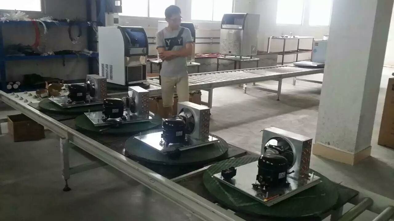 工厂直销制冰设备制冰机商用 方块冰酒吧用品 奶茶店制冰设备54kg