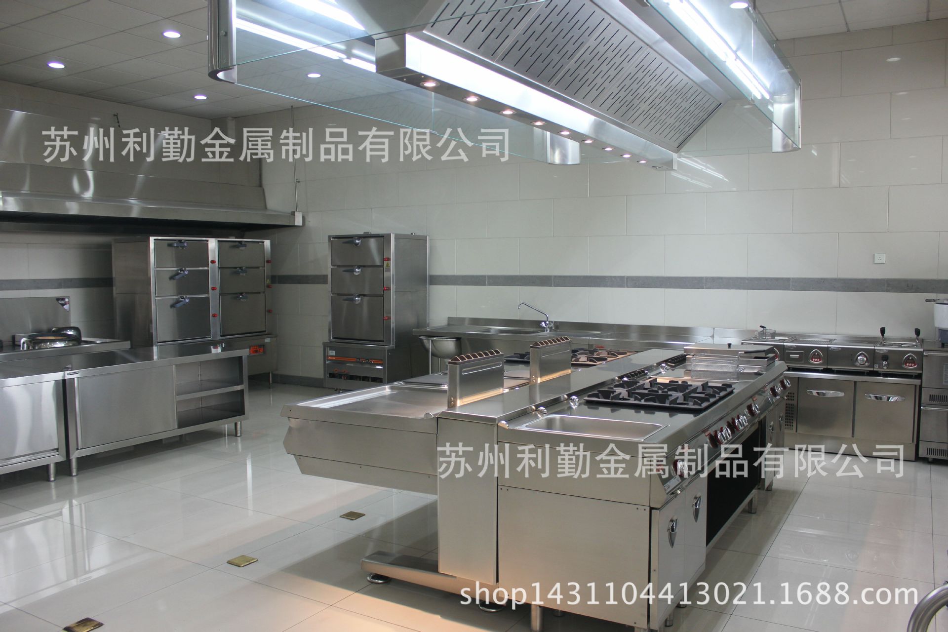 厂家直销、酒店厨具 酒店饭店工厂公司厨房设备、燃气双头大锅灶