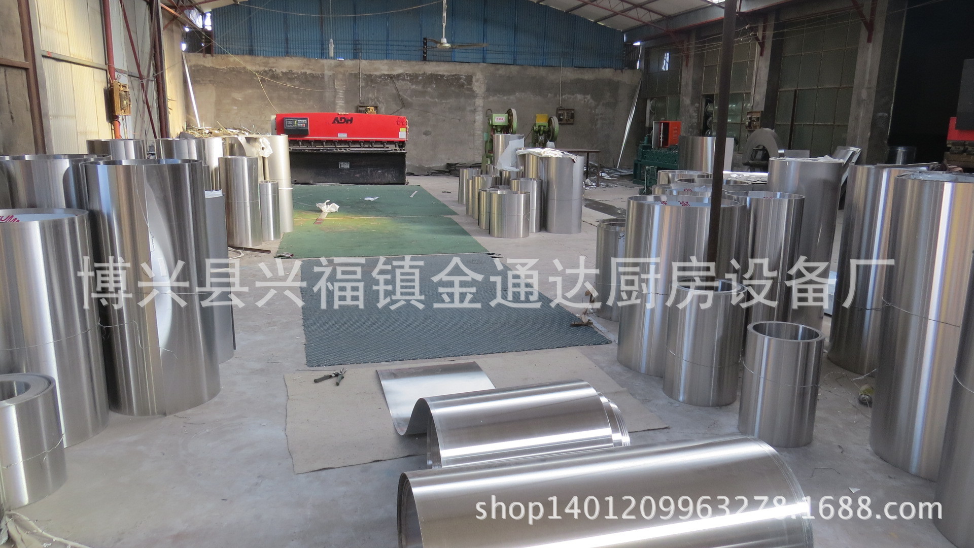 定做大型商用不锈钢排烟罩镀锌板排烟罩油烟分离器吸烟罩净化板